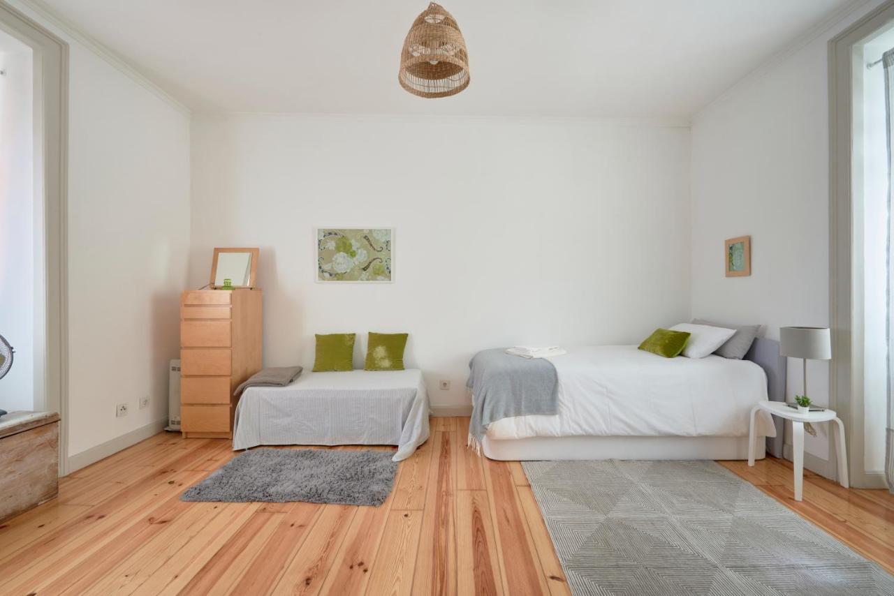 Apartamento Sunny With Balcony! *