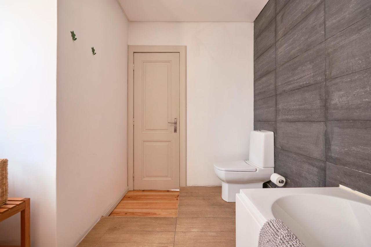 Apartamento Sunny With Balcony! *