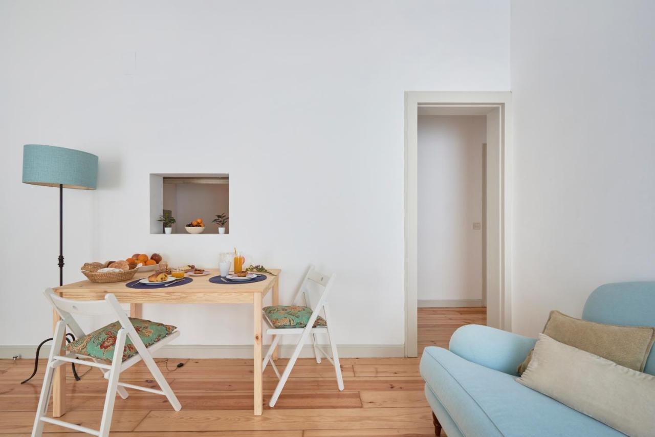 Apartamento Sunny With Balcony! *